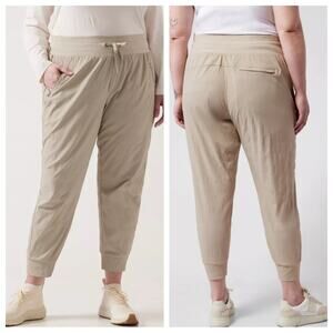 NEW Athleta Trekkie North Jogger Ecru Pants #405726 Size 24